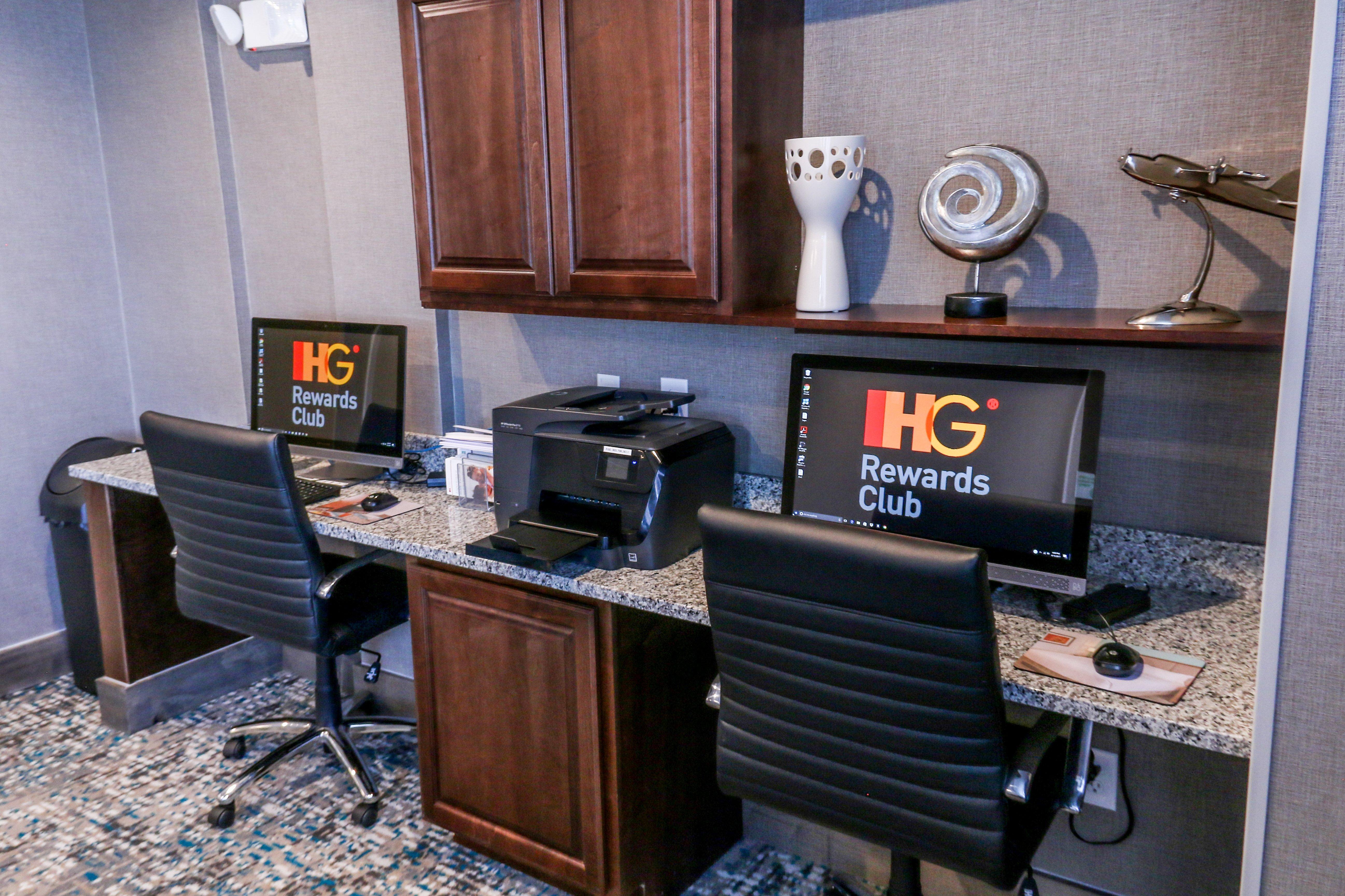 Holiday Inn & Suites Denver Tech Center-Centennial By Ihg Exterior photo