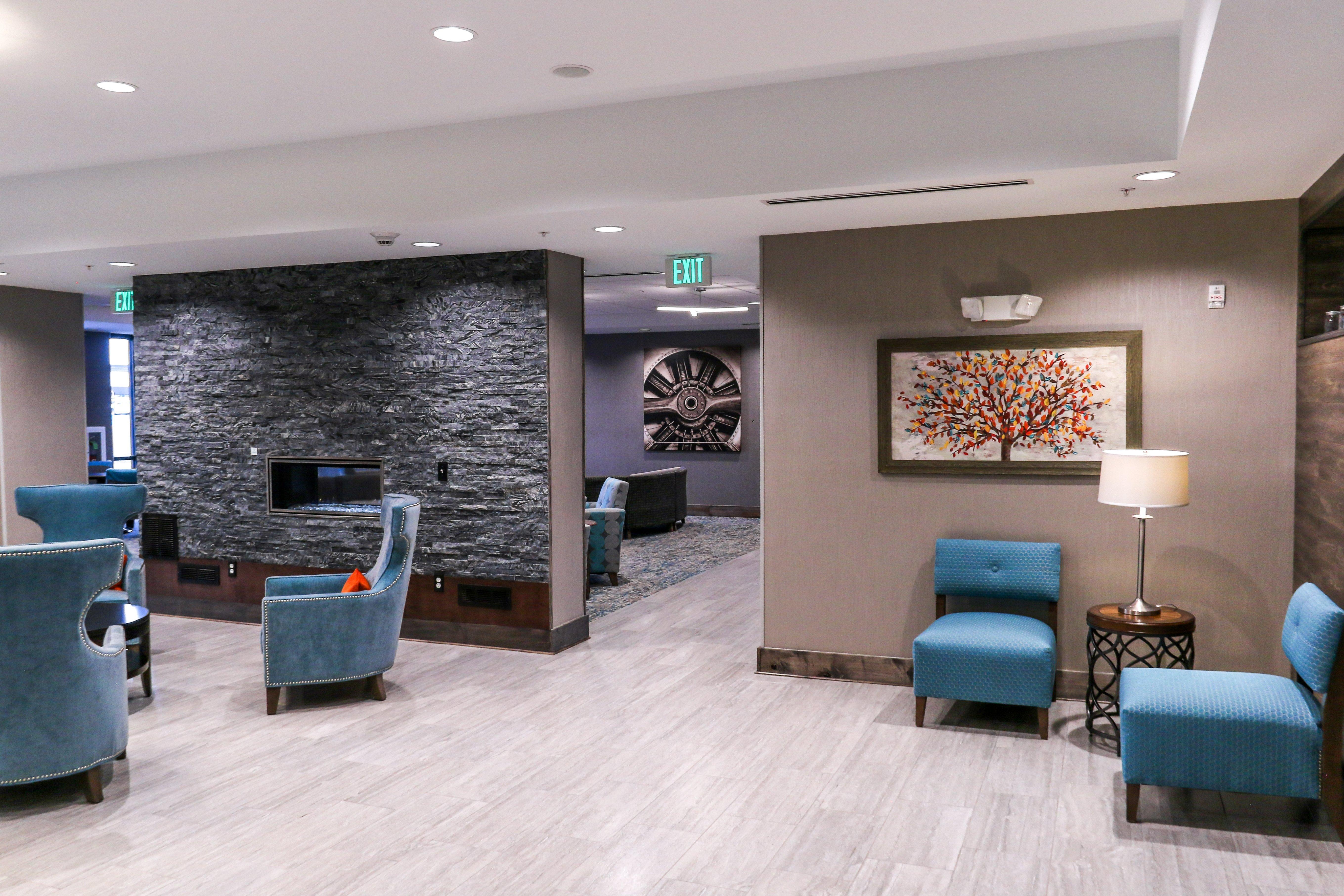 Holiday Inn & Suites Denver Tech Center-Centennial By Ihg Exterior photo